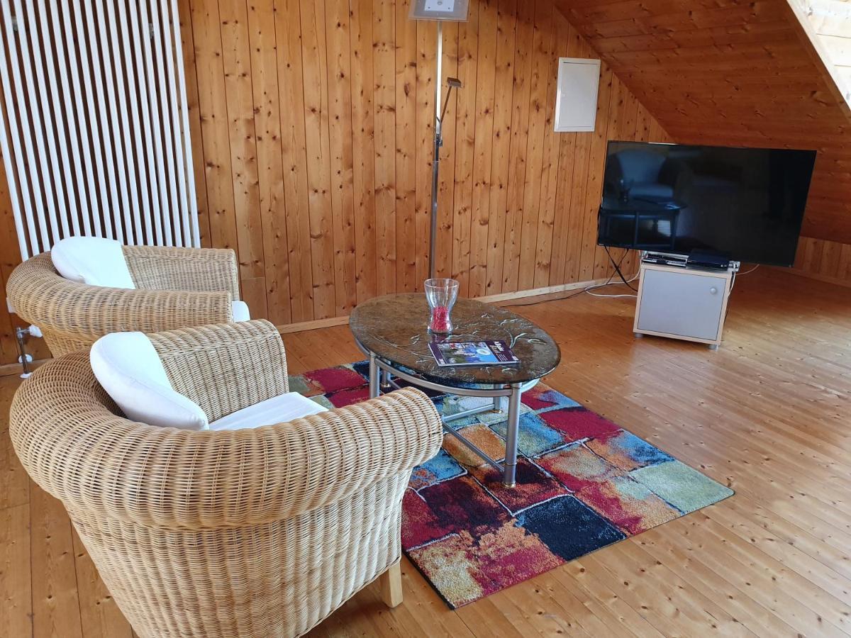 Michlhof Apartment Oberostendorf ภายนอก รูปภาพ