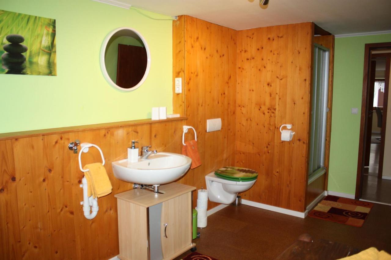 Michlhof Apartment Oberostendorf ภายนอก รูปภาพ