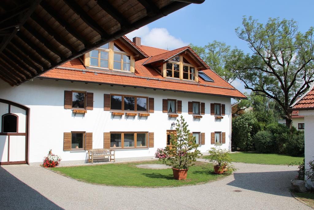 Michlhof Apartment Oberostendorf ภายนอก รูปภาพ