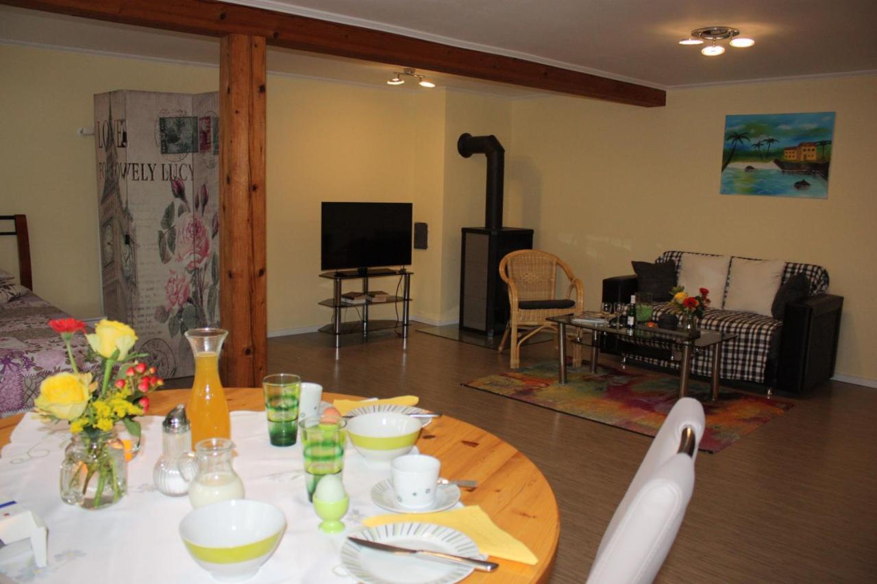 Michlhof Apartment Oberostendorf ภายนอก รูปภาพ